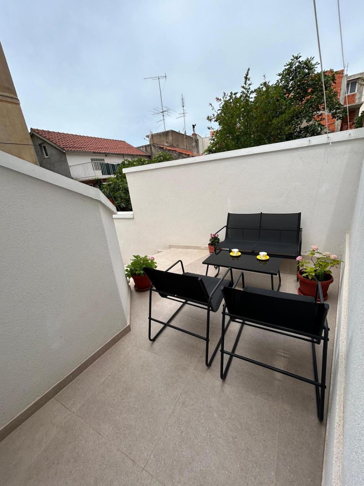 Duje & Roko Apartments Šibenik Exterior foto